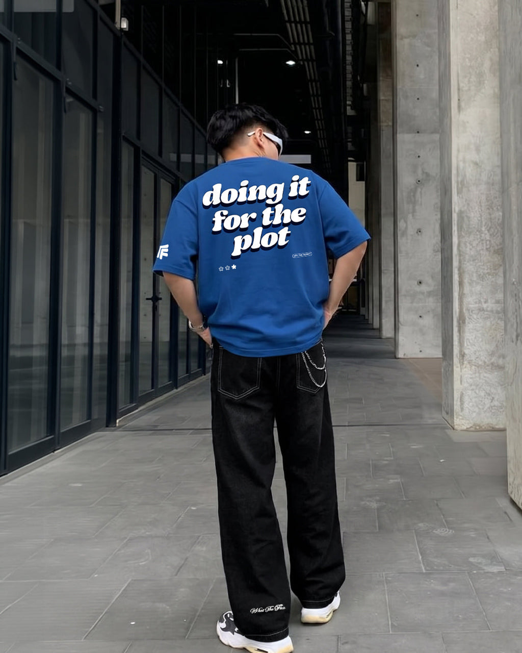 Plot Twist Heavyweight T-Shirt